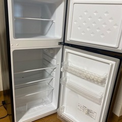 冷蔵庫　黒