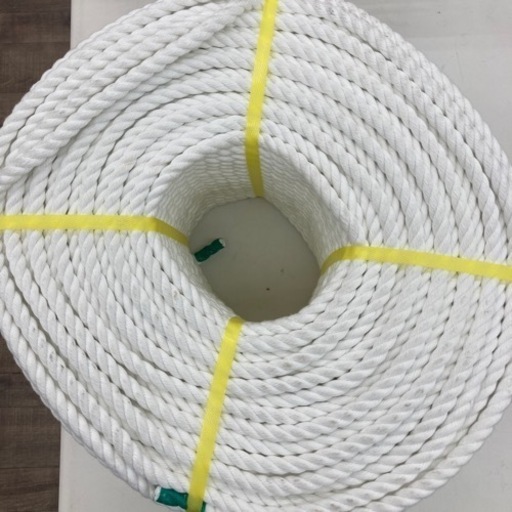 ★未使用 ユタカメイク S12-200 ポリエステルロープ 巻物 12φ×200m ロープ 結束 耐候性 耐海水 YUTAKA