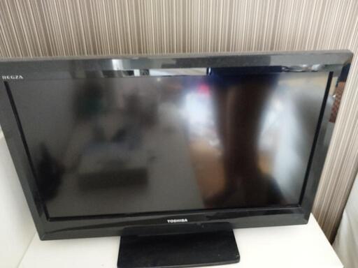 東芝　REGZA　32型