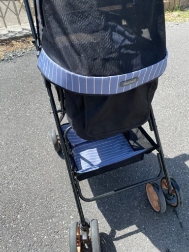 引き取り手決まりました　ペットカート