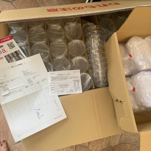 使い捨てプラスチックカップ＆スプーン