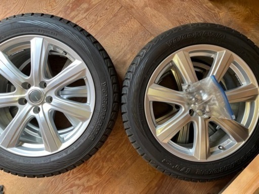 スタッドレスタイヤ　YOKOHAMAタイヤ4本セット　225/55R18インチ　アルミホイール付き