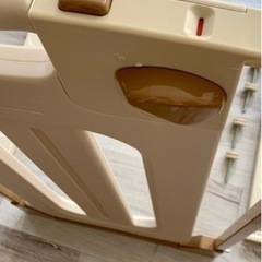 ベビザらス ベビーゲート  ロックゲートの画像