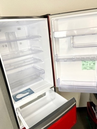 激安‼️レッドカラーでオシャレ 14年製 370L MITSUBISHI3ドア冷蔵庫MR-C37EX-R?