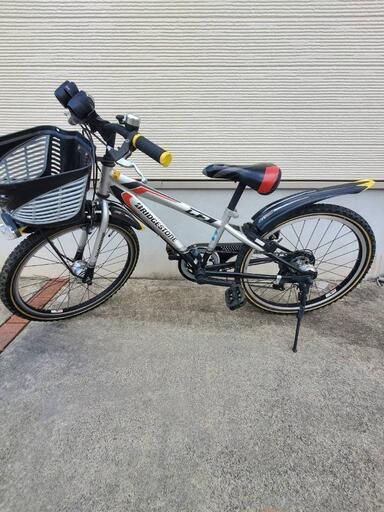 ブリジストン　22インチ