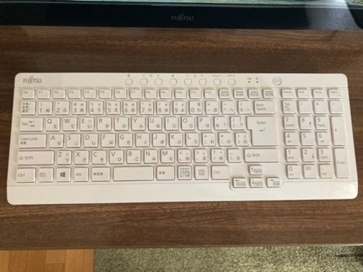 大幅値下げ　Fujitsu デスクトップパソコン　
