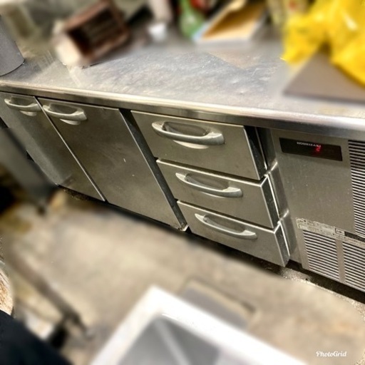 ありがとうございました❗️【業務用】ホシザキ テーブル形冷蔵庫（台下冷蔵庫）100V