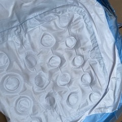 美品！インテックスのベビープールの画像