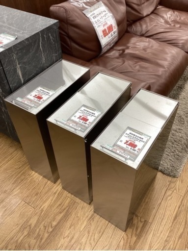 KG-44【新入荷　リサイクル品】袋の換えが簡単　ステンレスダストボックス　3台有り