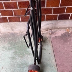 折りたたみカートの画像