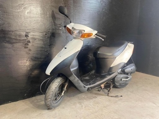 買取強化中！！ ★お支払い総額2.6万円★ スズキ レッツ2 CA1PA バッテリー新品！ 2スト！オイル交換必要なし！ ちょっとした足に♪ 関東圏内即日配送可能です！