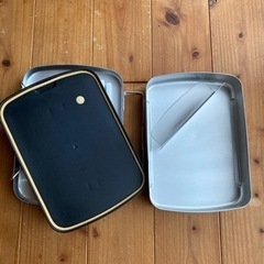 お弁当箱の画像