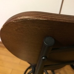 バースツール　椅子　バーの画像