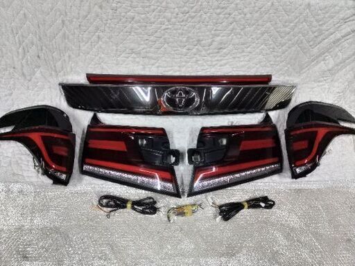 ❬早い者勝ち❭*クリスタルアイ*　30アルファード/ヴェルファイア