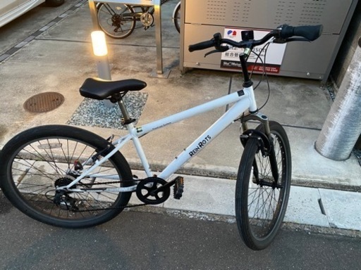 マウンテンバイク MTB ホワイト 購入一年以内 すぐ乗れます。