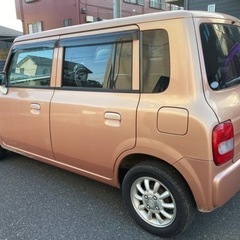 何と『全込み9万円』☆‼️『車検5年5月まで有り』☆!!『9万km台』☆!!『ラパン』☆『ナビ＆ETC付き』☆『CD/USB/AUX』＆『6スピーカー』♪『タイミングチェーンエンジン』‼️コラムAT☆フル装備☆ABS☆純正アルミ＆2021年製バリ山タイヤ☆便利な電動格納式ドアミラーやキーレス付き☆プライバシーガラス☆ドアバイザー☆『令和4年度自動車税も、リサイクル料も、全てコミコミの超特価』‼️『更に千葉＆成田ナンバー管轄は名変代行無料サービス』‼️『圧倒的な安さ』‼️『超激安早い者勝ち』‼️の画像