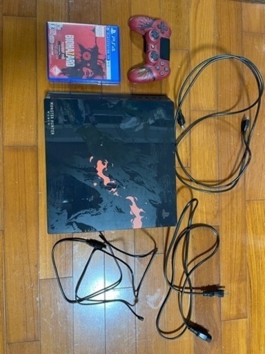 明日までに取引出来る方！値下げしてます！プレステ4 Pro モンハンワールド限定モデル