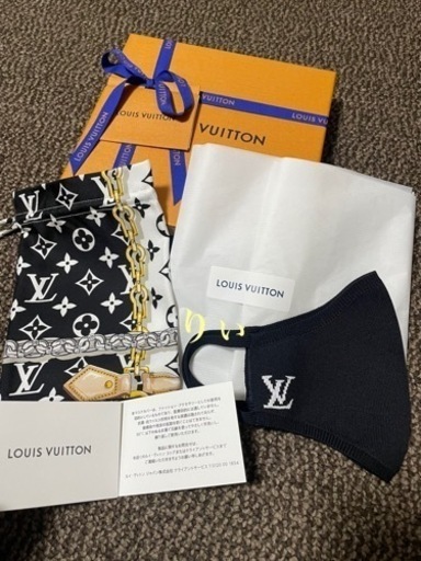 LOUIS VUITTON マスク、ポーチセット②
