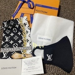 LOUIS VUITTON 新品 マスク、ポーチセット①