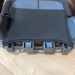 GRACO ジュニアシート　ドリンクホルダー付きの画像