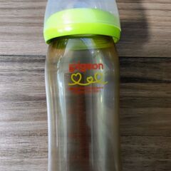 哺乳瓶　おしゃぶり　新品　母乳実感　相談室　240ml　ピジョン　ベッタの画像