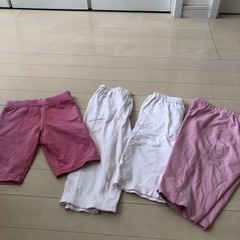 女児　ハーフパンツ、ルームウェア等　4枚セット