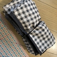 たたみ方簡単ビッグエコバッグ　白黒　鎌倉スワニー仕様　傘袋(おまけ)  ハンドメイドの画像