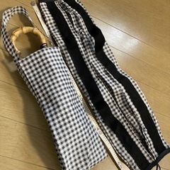 たたみ方簡単ビッグエコバッグ　白黒　鎌倉スワニー仕様　傘袋(おまけ)  ハンドメイドの画像