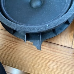 ヴォクシー純正スピーカーの画像