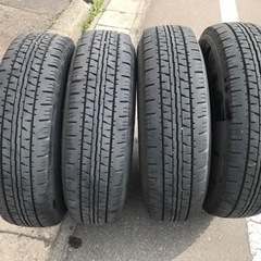 ハイエース 純正　タイヤ、ホイールセット
