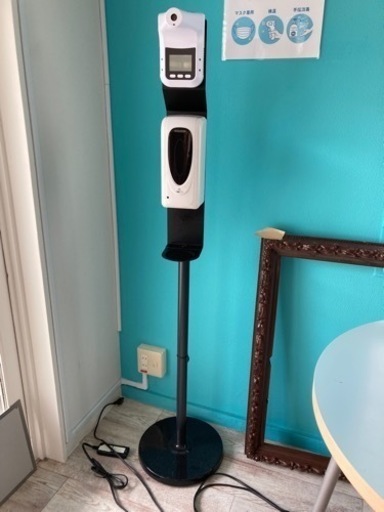 検温消毒一体型ディスペンサー