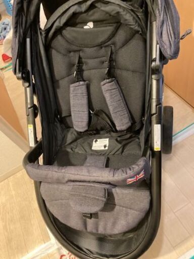 A型三輪ベビーカー　KATOJI・Joie