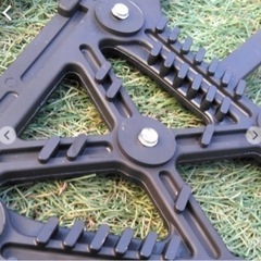 バイアスロン タイヤチェーンの画像