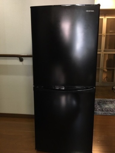 新品同様‼️アイリスオーヤマ ノンフロン冷凍冷蔵庫 142L IRSD-14A