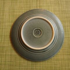 デンマークよりKRONJYDEN(クロニーデン)社ののJens H. Quistgaard(イェンス・クイストゴー)がデザイン (アズール) プレート17cm。深みのある青色のデザート皿CG113の画像