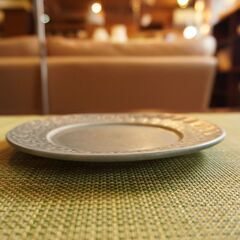 デンマークよりKRONJYDEN(クロニーデン)社ののJens H. Quistgaard(イェンス・クイストゴー)がデザイン (アズール) プレート17cm。深みのある青色のデザート皿CG113の画像