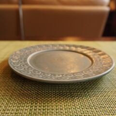 デンマークよりKRONJYDEN(クロニーデン)社ののJens H. Quistgaard(イェンス・クイストゴー)がデザイン (アズール) プレート17cm。深みのある青色のデザート皿CG113の画像