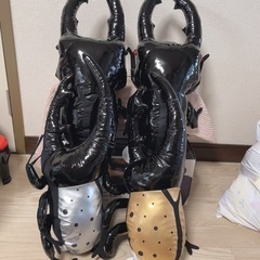 クワガタ　カブトムシ　大きなぬいぐるみ