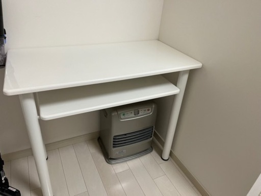 テーブル
