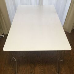 ニトリテーブル（白）