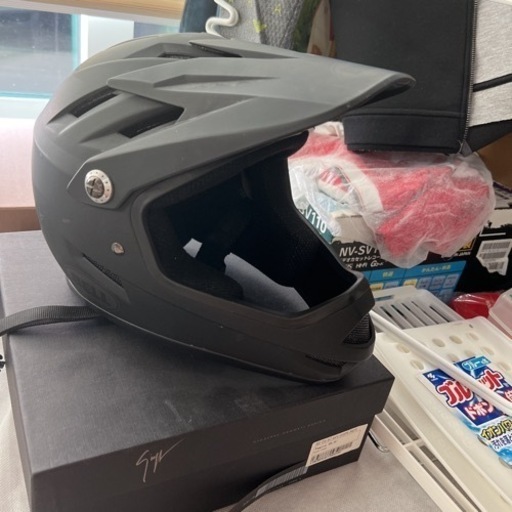 BELL サンクション　SM オールマットブラックモデル　BMX モトクロス