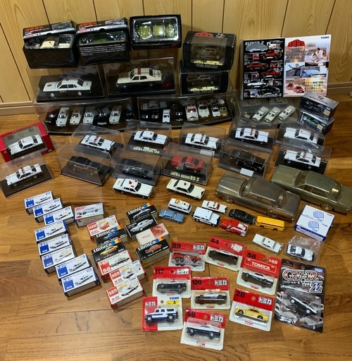 パトカー中心のミニカー大量セット　【未開封未使用多め】【トミカ・他ミニカー】