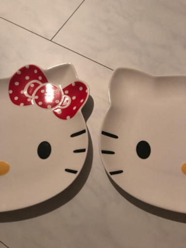 ハローキティ　お皿
