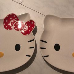 ハローキティ　お皿