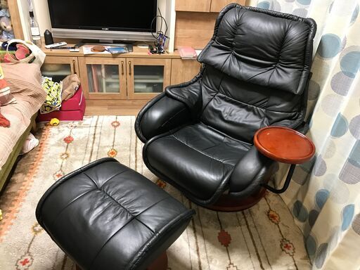 本革製リクライニングチェア＋オットマン付(神奈川県湘南地区）