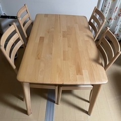 【大幅値下げ!】ニトリのダイニングテーブルセット(天然木)