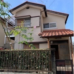✨現在リフォーム中✨内見可能！各室6帖以上の4DK庭付き戸建です✨