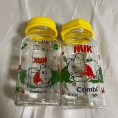 Combi NUKのプーさんガラス哺乳瓶の画像