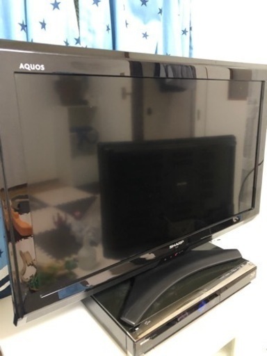 SHARP AQUOS 32型 2011年式
