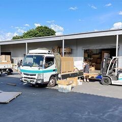 土日祝休み！残業少なめ♪/準中型AT限定可（2tドライバー/住宅...